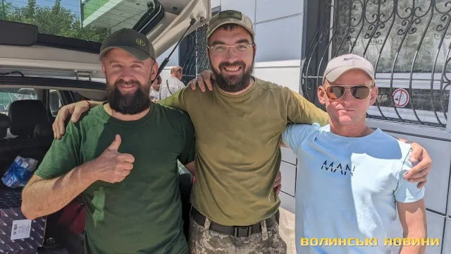 Військовий з Луцька розповів про білорусів, своє бойове хрещення та як бійці моляться на війні (фото)