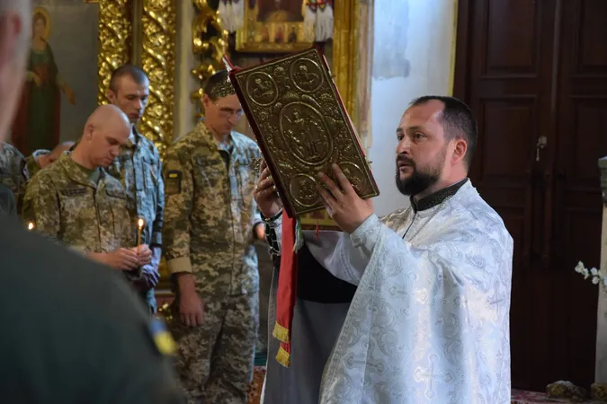 На Волині родинам загиблих прикордонників вручили посмертні нагороди їхніх героїв (фото)