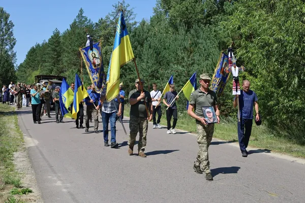 На Волині провели в останню путь полеглого на Сумщині воїна Сергія Конончука (фото)