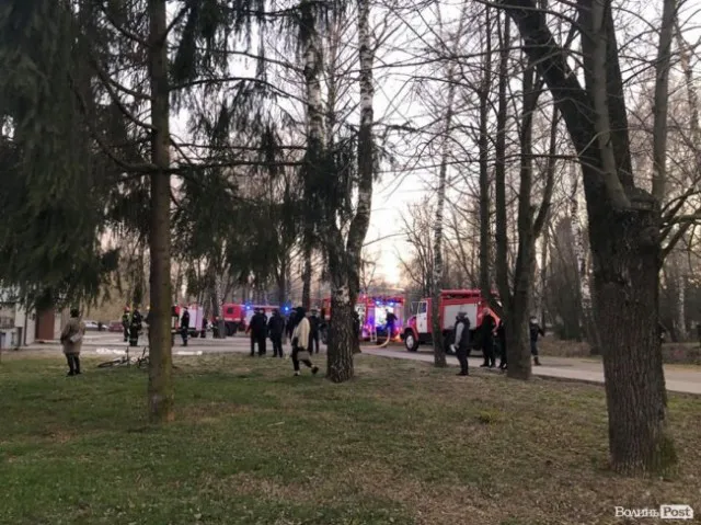 У Луцьку поблизу зоопарку загорілася церква (фото)