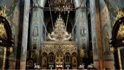 Пляшки з алкоголю, пліснява і безлад: що лишилося після московських попів в Успенському соборі у Володимирі (фото)