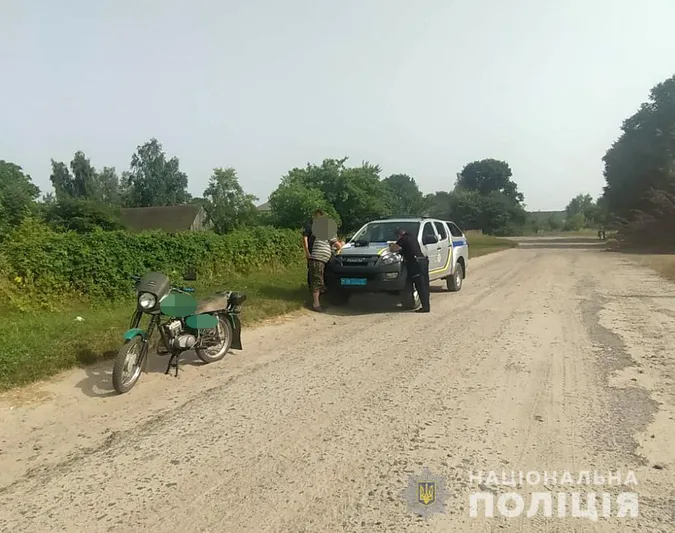 На Волині п'яний мотоцикліст хотів «відкупитися» за 800 гривень (фото)