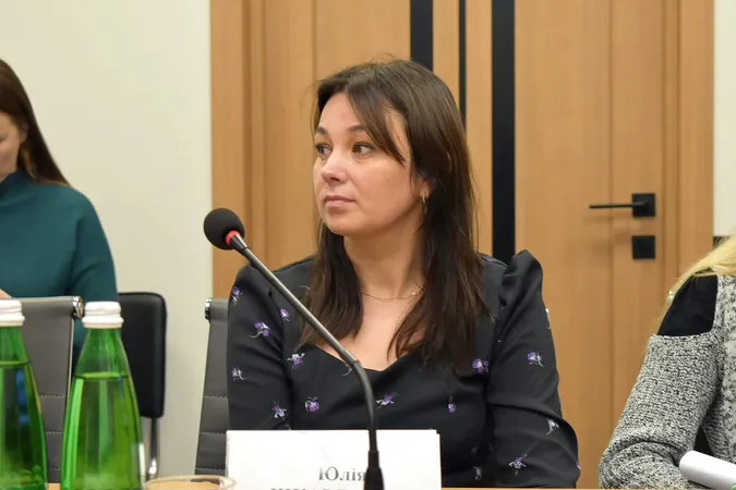 Голова Волинської ОВА поспілкувався з сім'ями військових: обговорили проблеми (фото)