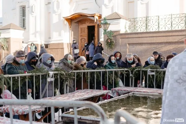 Де та коли у Луцьку святитимуть воду до Водохреща