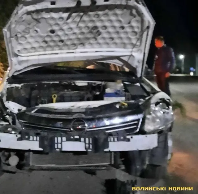 Автомобіль перевернувся: в Підгайцях сталась п'яна ДТП (фото)