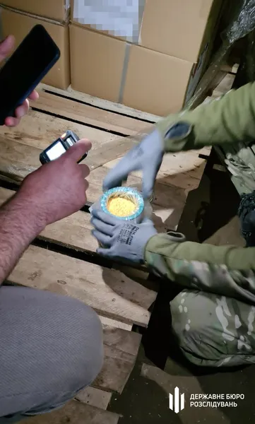 На Харківщині на приватному підприємстві виявили 700 кг тротилу (фото, відео)