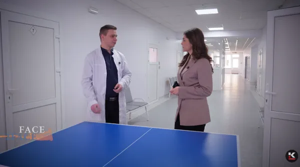 Вільний вихід, тренажери і ніяких «білих кімнат»: як лікують в психлікарні на Волині (відео)