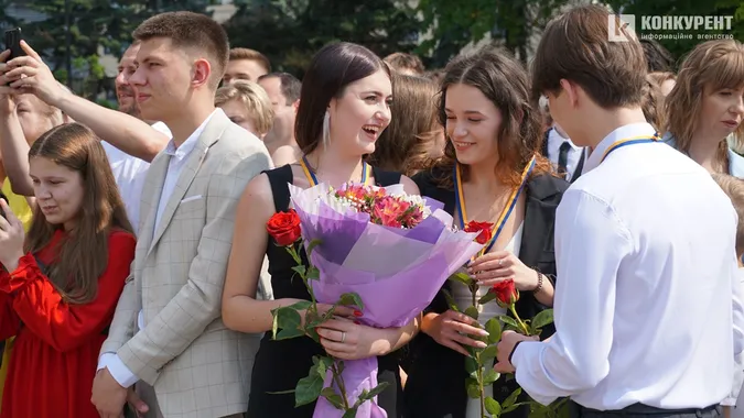 У Луцьку нагородили медалістів: як все було (дуже багато фото)