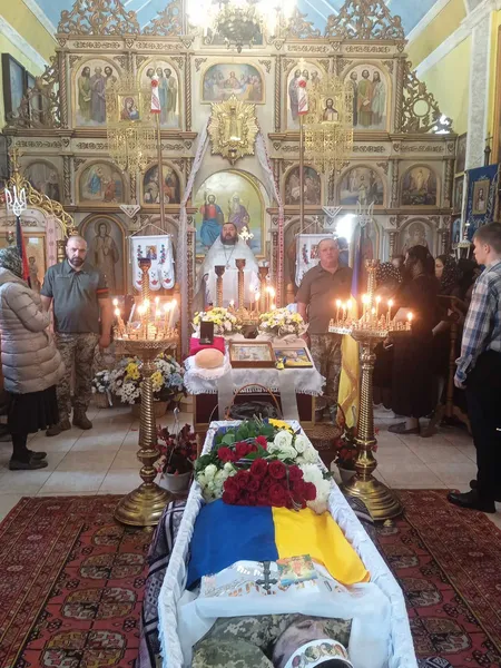 Від отриманих травм помер у лікарні: на Волині попрощались з Героєм Богданом Карвацьким (фото)