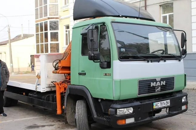 Відомо, чому виставлено на продаж луцький евакуатор