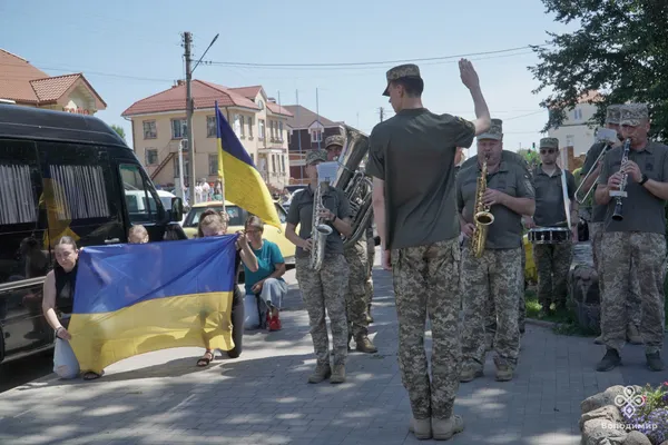 Назавжди 45: у Володимирі попрощалися з воїном Юрієм Глусем (фото)