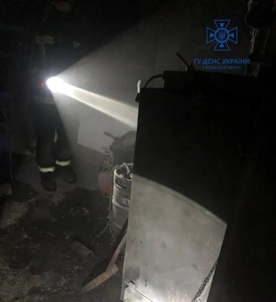 На Волині через коротке замикання електромережі виникли пожежі (фото)