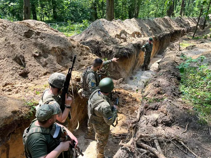 На Волині інструктор зі США тренує прикордонників (фото)