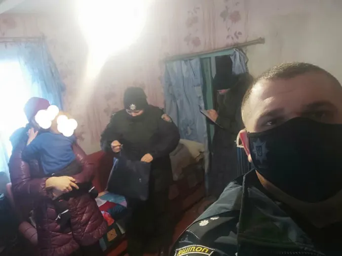На Волині поліцейські покарали батьків невихованих дітей (фото)