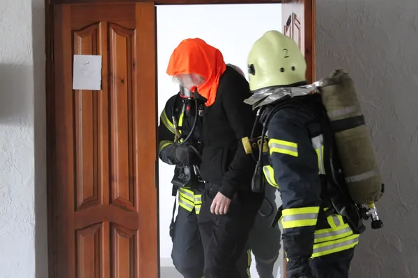 Евакуація і порятунок потерпілого: у луцькому виші – «пожежа» (фото)