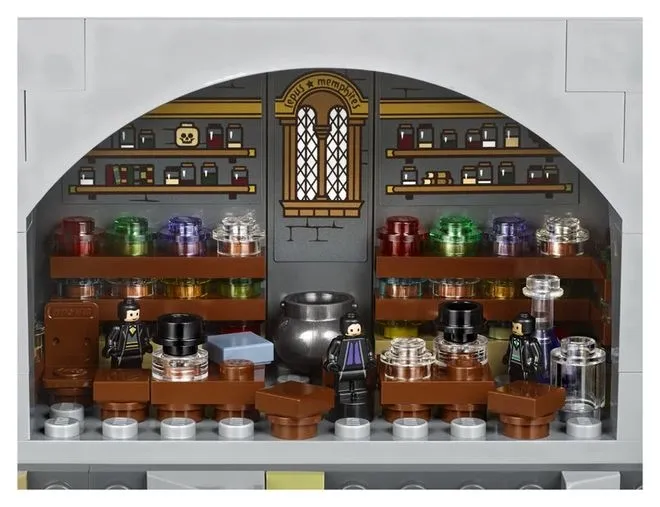 Компанія Lego створила іграшковий Хогвардс (фото)