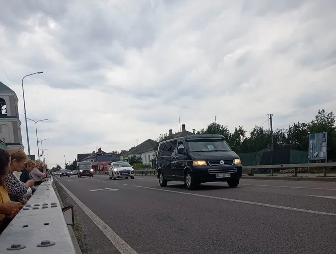 Загинув 4 роки тому: на Волині попрощались з Героєм Юрієм Засєкіним (фото)