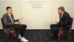 Міністр-істеричка: Андpiй Зaгopoднюк втік від журналіста посеред інтерв’ю (відео)