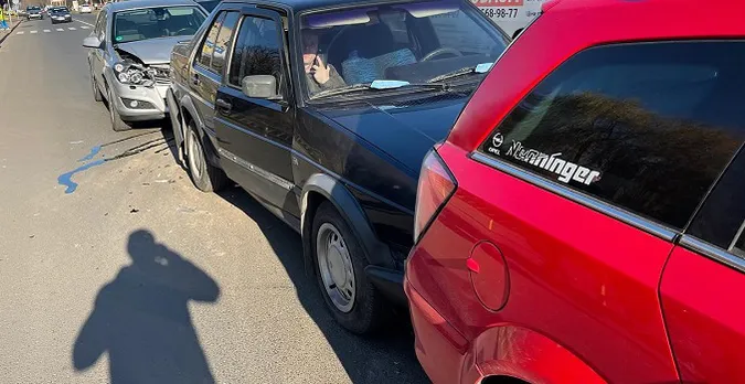 У Володимирі перед переходом сталася «ланцюгова» ДТП (фото)