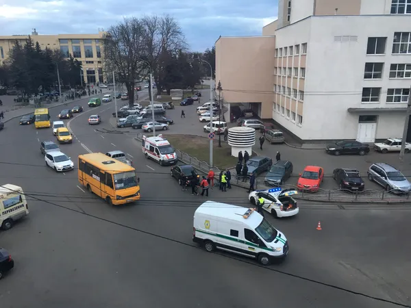У центрі Луцька збили велосипедиста (фото)