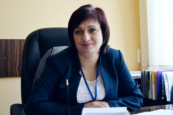 Черги за біометричними паспортами не зменшуються, – Лариса Карп'як