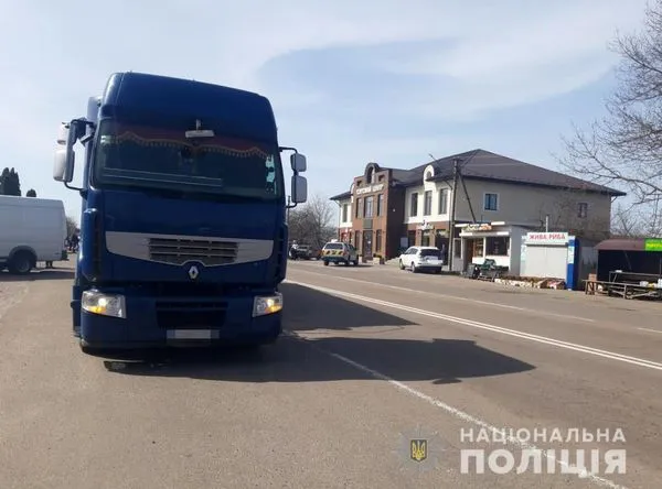 У Луцькому районі вантажівка наїхала на жінку (фото)