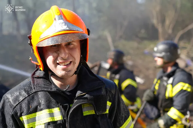 🔥Як у Луцьку на місці прильотів працювали рятувальники (фото)