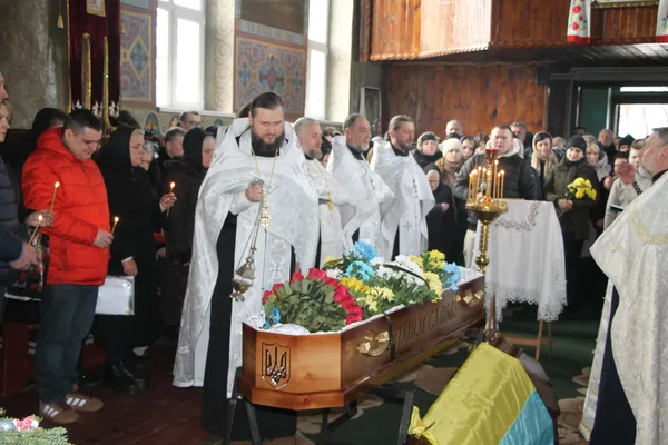 На Волині прощалися з молодим захисником Богданом Борисюком (фото)