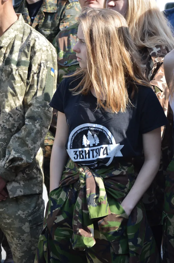 Фірмові футболки