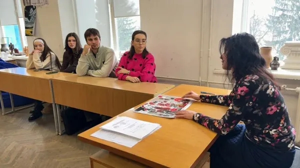 «Ляк та переляк»: у Луцьку студент-художник перетворює нічні кошмари на мистецтво (відео)