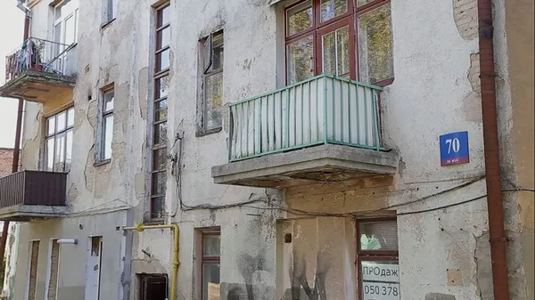 У Луцьку старому будинку подарували нове життя (фото)