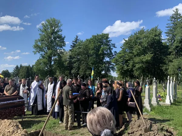 Волиняни провели в останню дорогу Героя Мар'яна Куця (фото)