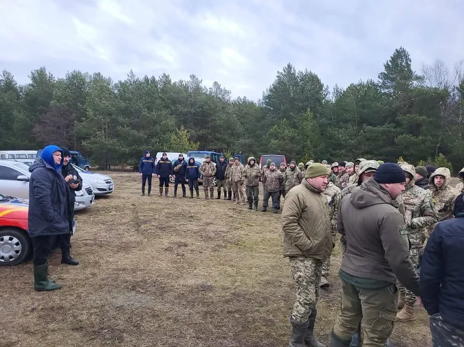 Роботи завтра продовжать: на Камінь-Каширщині тривають пошуки зниклої 17-річної дівчини (фото)
