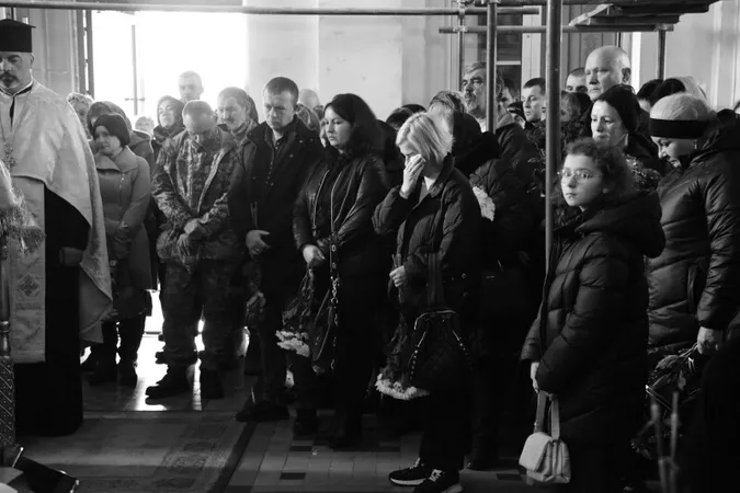 У Луцьку попрощалися із загиблим на Запоріжжі Романом Домановим