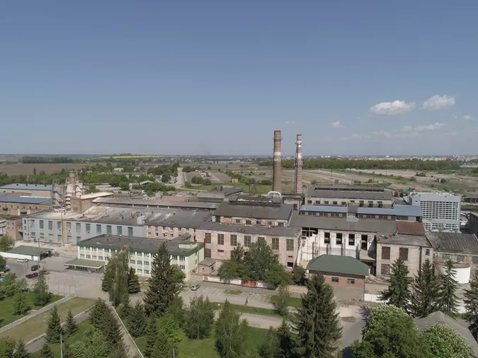 Сморід у Луцьку: активісти дали заводу кредит довіри