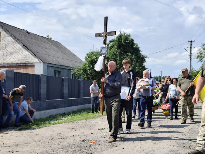 На Волині попрощалися із полеглим Героєм Олександром Троянчуком (фото)