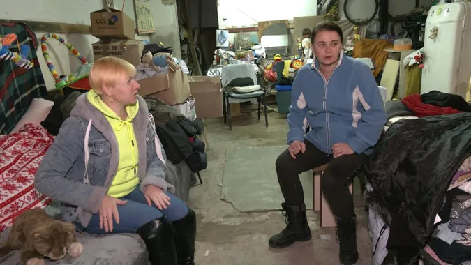 В одному з укриттів у Луцьку надають прихисток переселенцям (відео)