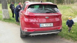 Хто не вміє паркуватись: у Луцьку ловили порушників (фото)