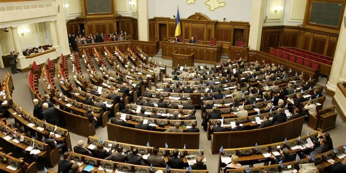 Нардепам збільшать зарплату втричі