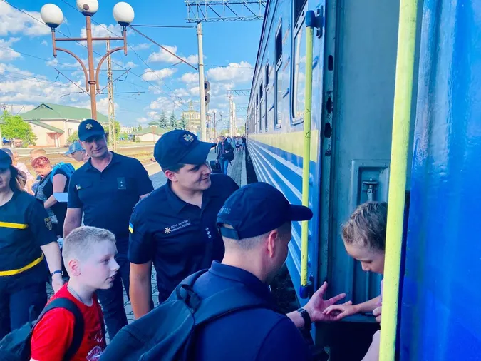 На Волинь прибув ще один евакуаційний потяг з Харківщини (фото)