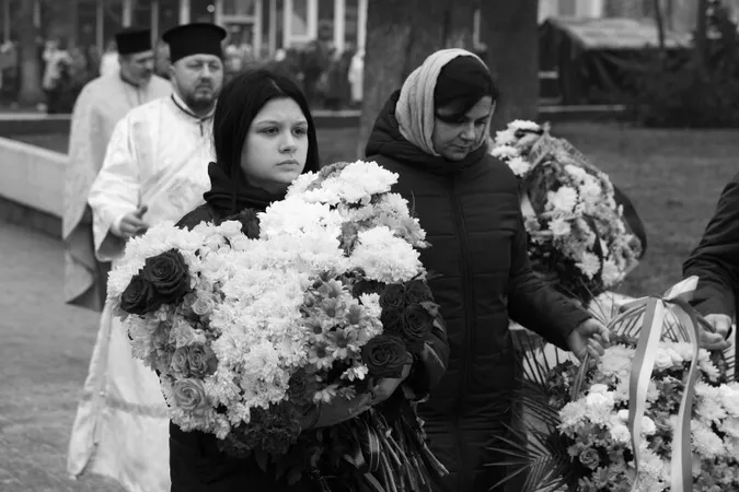 У Луцьку попрощалися з трьома загиблими на Донеччині військовими (фото)