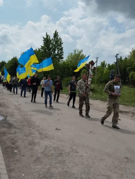 Воїну назавжди 55: на Волині прощалися з батьком п'ятьох дітей (фото)