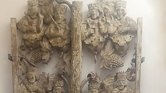 Київські майстри відреставрують царські врата у волинському музеї (фото)
