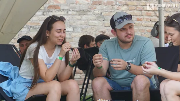 Перший день Lutsk Food Fest 4.5.0: що відбувається у Луцькому замку (фото)