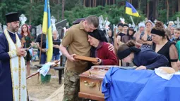 На Волині попрощалися із 42-річним Захисником Андрієм Стернічуком (фото)