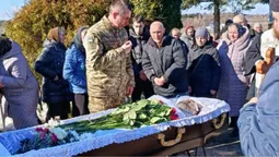 Громада на Волині провела в останню дорогу ветерана ЗСУ Володимира Шевцова (фото)
