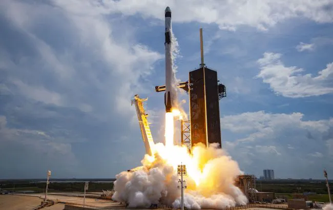Китай запустив вантажний космічний корабель «Тяньчжоу-5»