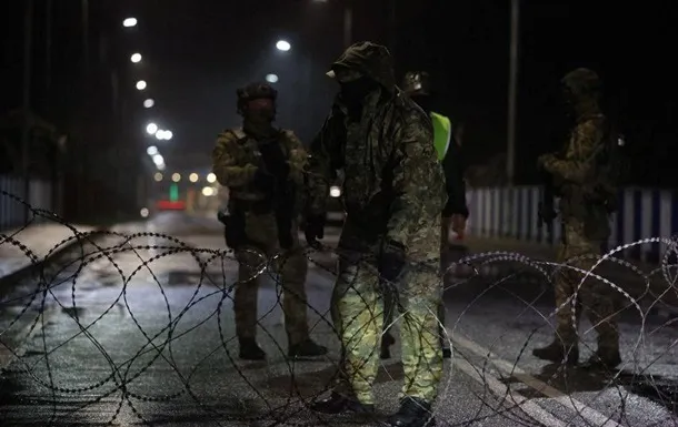 Польща закрила кордон з білоруссю