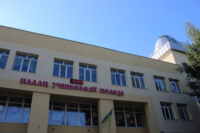 У Луцьку запрацювала оновлена астрономічна обсерваторія (фото)