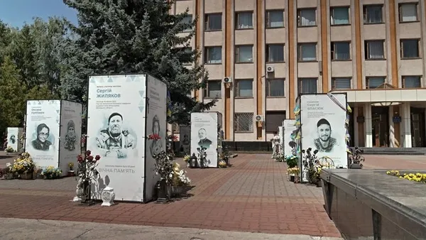 Алея пам'яті в Нововолинську